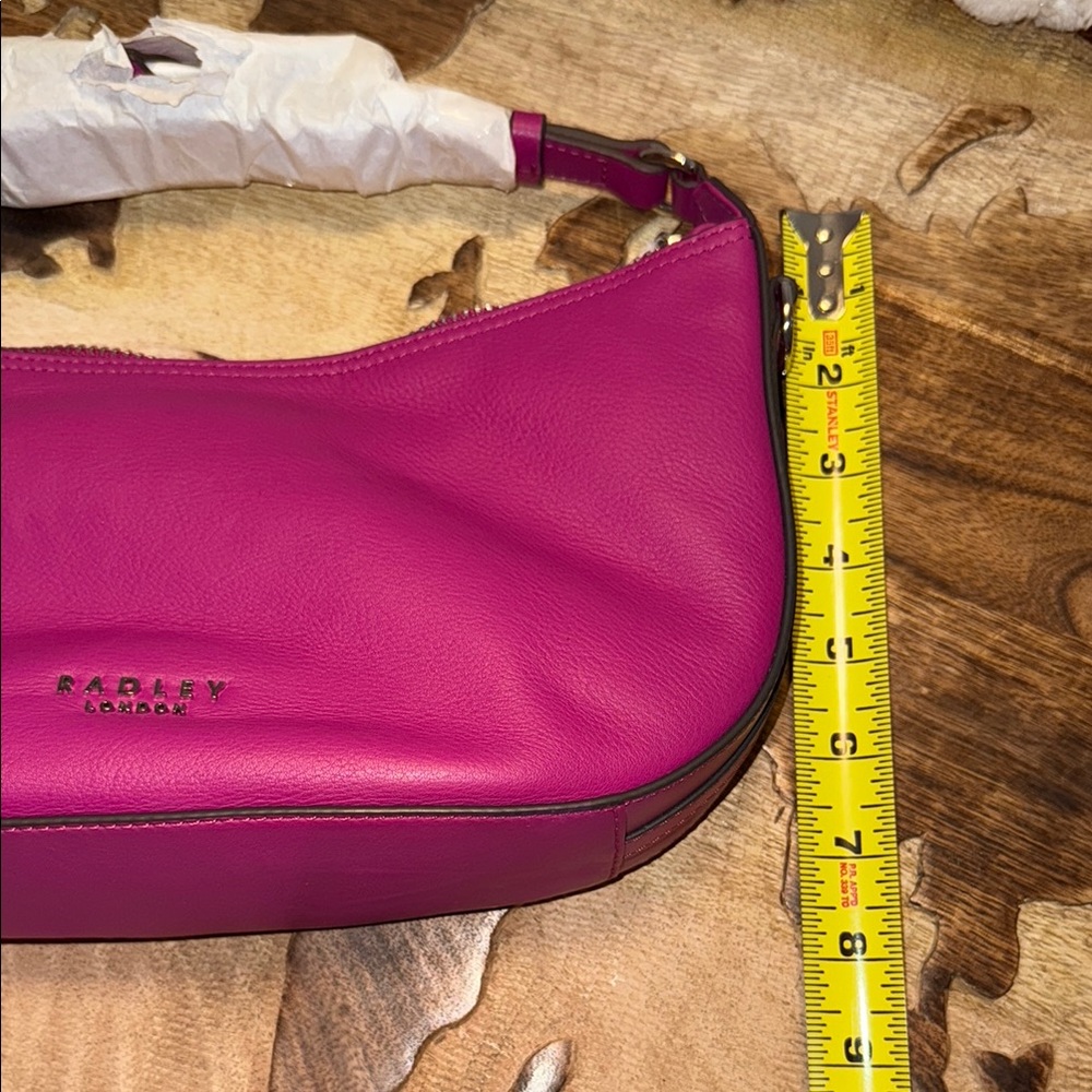 RADLEY LONDON Pink Leather Shoulder Bag with Slouchy Design - Picture 7 of 7